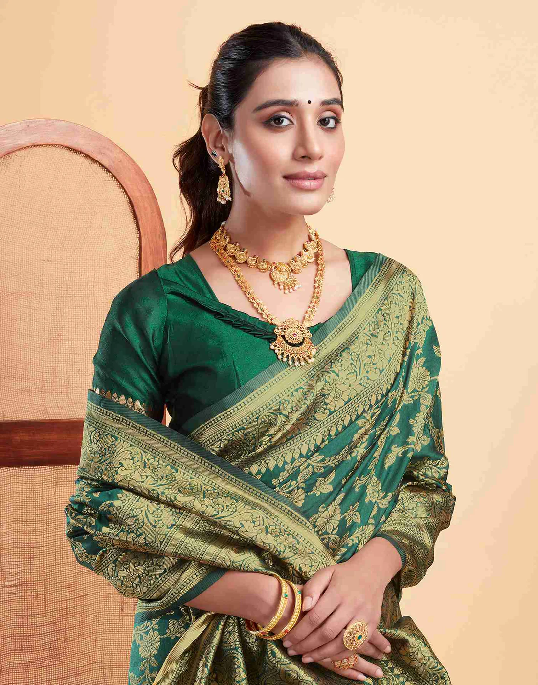 Bottle Green Jacquard Saree for Women with Golden Zari Floral Weaving | Premium Wedding, Festive & Traditional Wear Saree with Unstitched Blouse Piece