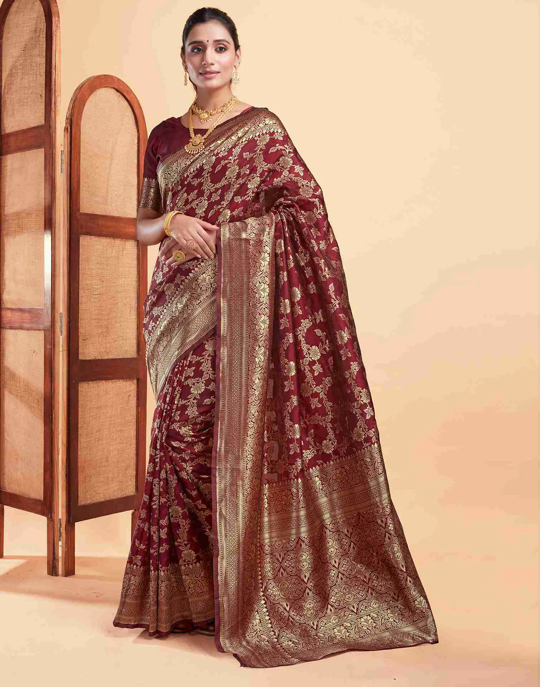 Maroon Jacquard Saree for Women with Golden Zari Floral Weaving | Premium Wedding, Festive & Traditional Wear Saree with Unstitched Blouse Piece