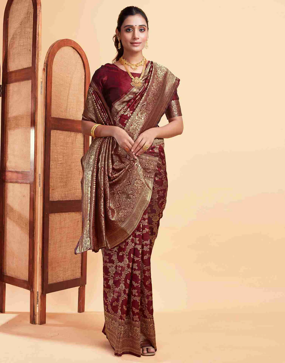 Maroon Jacquard Saree for Women with Golden Zari Floral Weaving | Premium Wedding, Festive & Traditional Wear Saree with Unstitched Blouse Piece