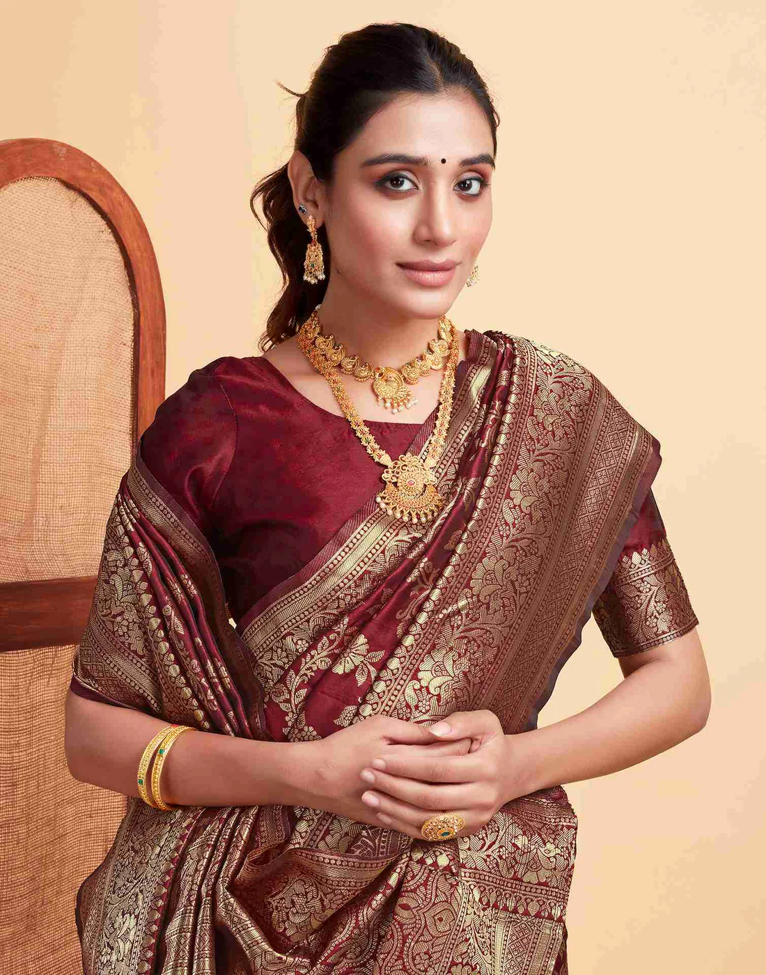 Maroon Jacquard Saree for Women with Golden Zari Floral Weaving | Premium Wedding, Festive & Traditional Wear Saree with Unstitched Blouse Piece