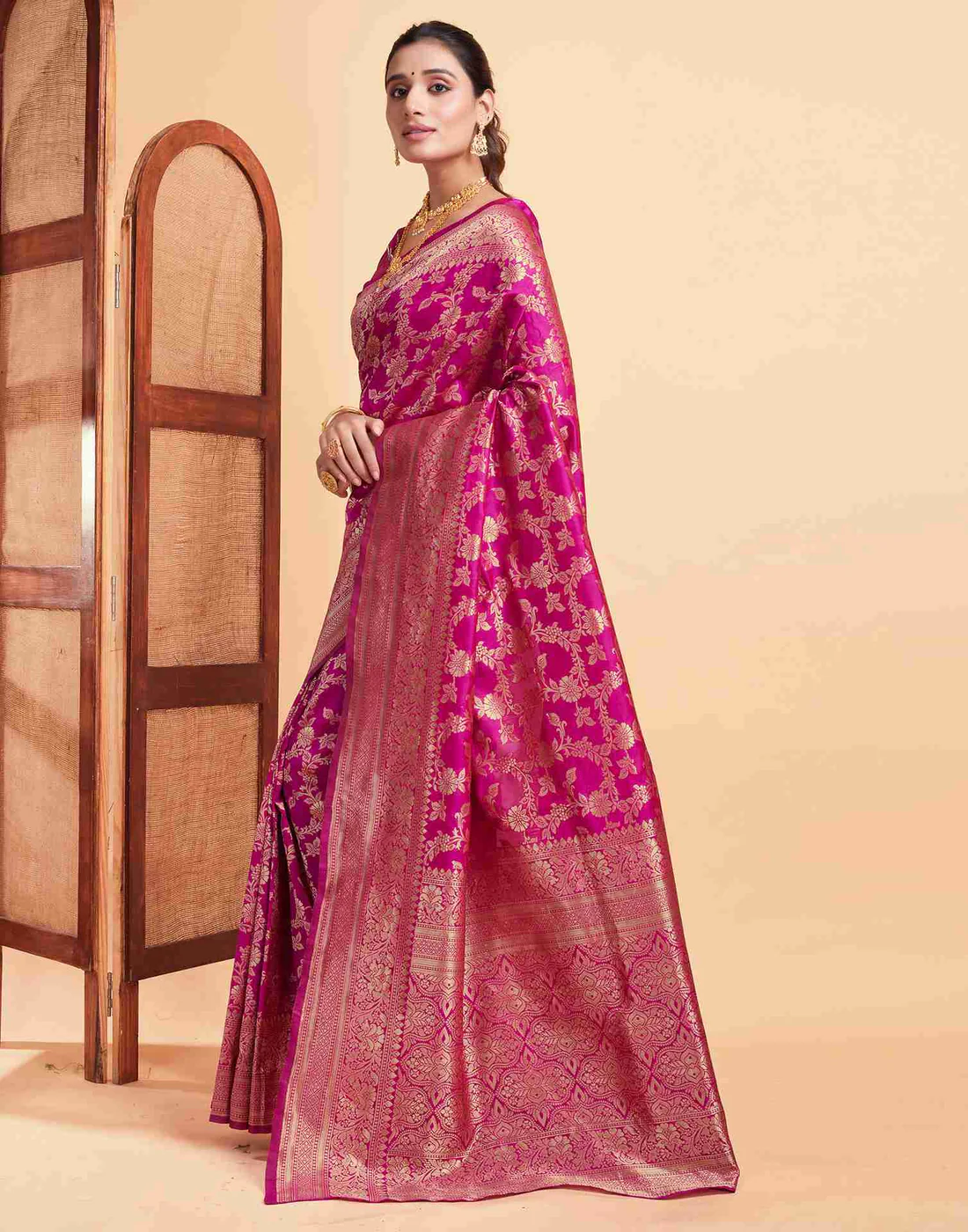 Rani Pink Jacquard Saree for Women with Golden Zari Floral Weaving | Premium Wedding, Festive & Traditional Wear Saree with Unstitched Blouse Piece