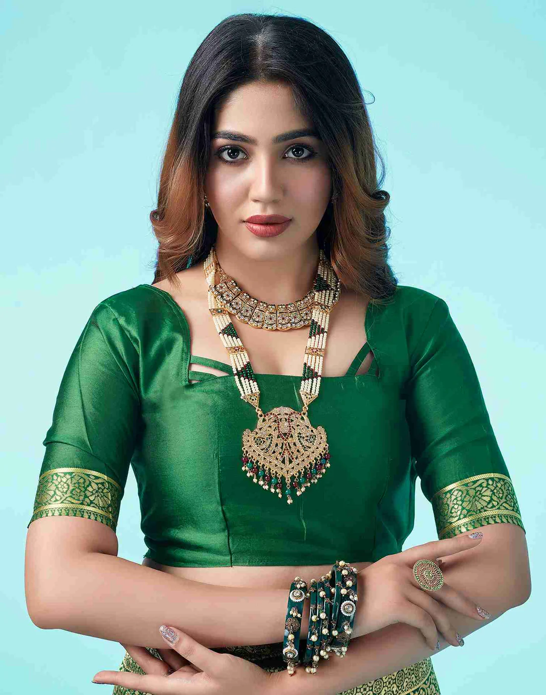 Bottle Green Jacquard Saree for Women with Golden Zari Weaving | Premium Wedding, Festive & Party Wear Saree with Unstitched Blouse Piece