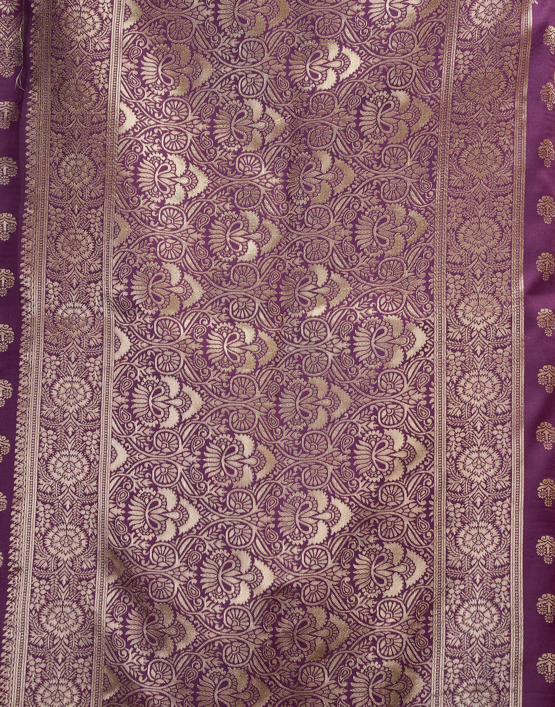 AXONIT Wine Jacquard Saree for Women with Golden Zari Weaving