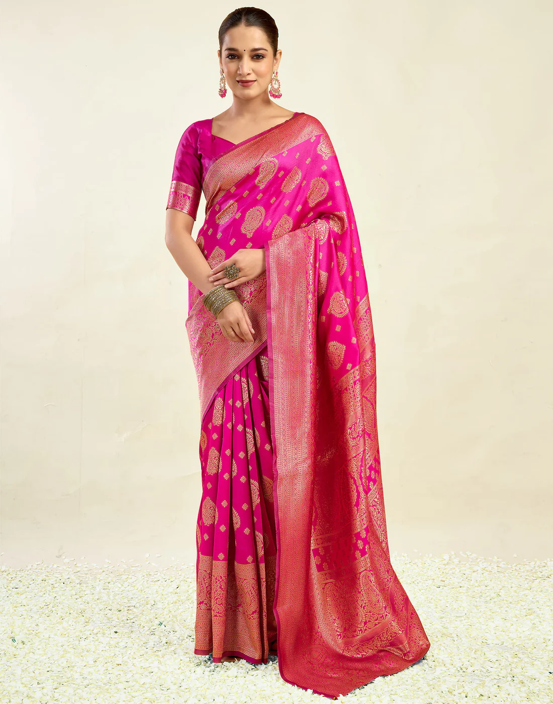 Royal Fuchsia Pink Jacquard Saree for Women with Golden Zari Weaving | Premium Festive, Party & Traditional Wear Saree with Unstitched Blouse Piece