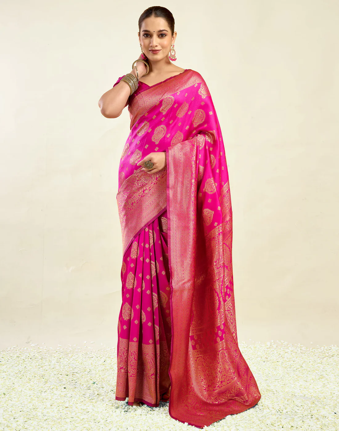 Royal Fuchsia Pink Jacquard Saree for Women with Golden Zari Weaving | Premium Festive, Party & Traditional Wear Saree with Unstitched Blouse Piece