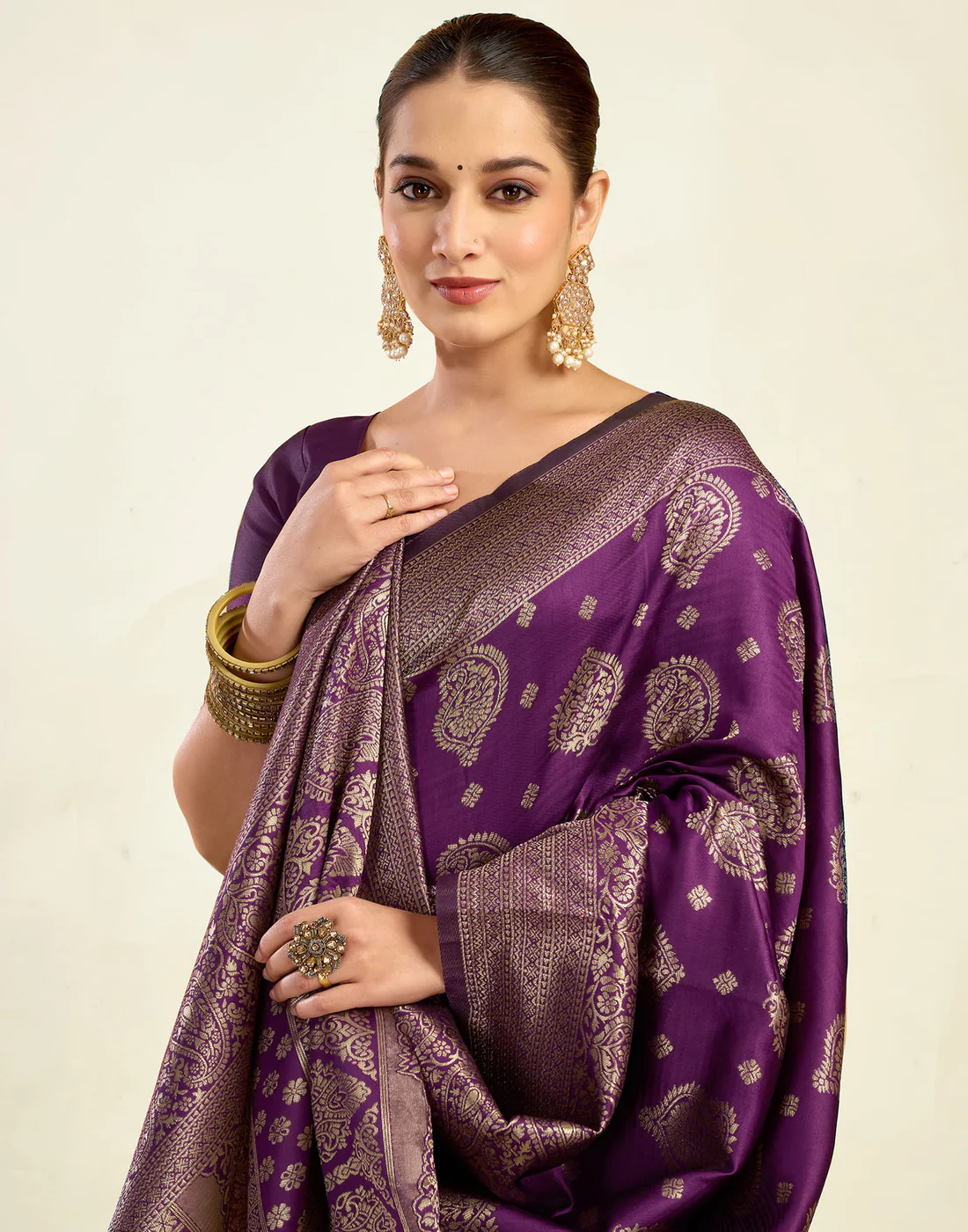 Wine Jacquard Saree for Women with Golden Zari Weaving | Premium Festive, Party & Traditional Wear Saree with Unstitched Blouse Piece