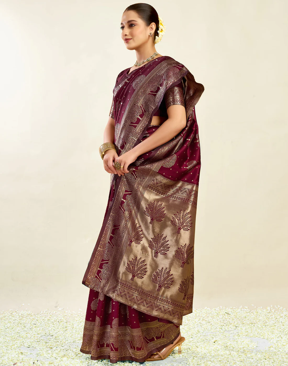 Maroon Jacquard Saree for Women with Golden Zari Weaving | Premium Festive, Wedding & Party Wear Saree with Unstitched Blouse Piece