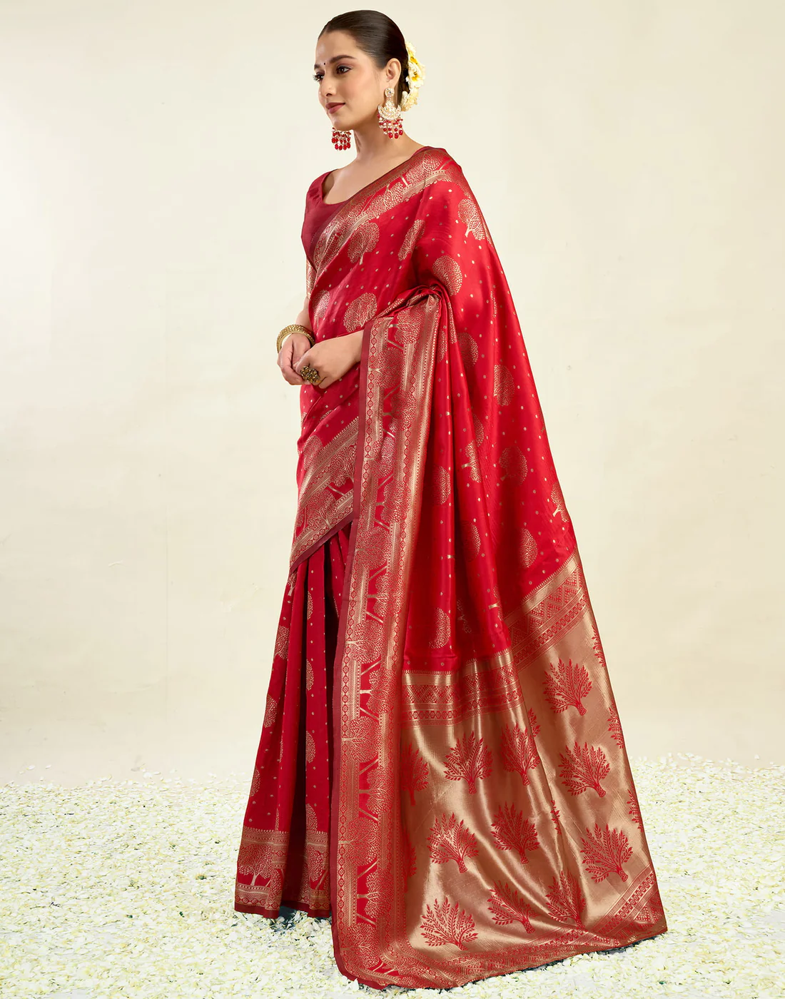 Red Jacquard Saree for Women with Golden Zari Weaving | Premium Festive, Wedding & Party Wear Saree with Unstitched Blouse Piece