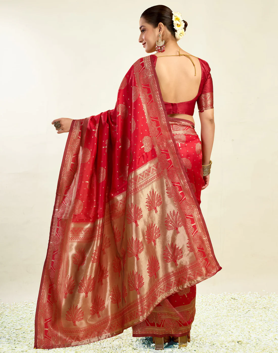Red Jacquard Saree for Women with Golden Zari Weaving | Premium Festive, Wedding & Party Wear Saree with Unstitched Blouse Piece