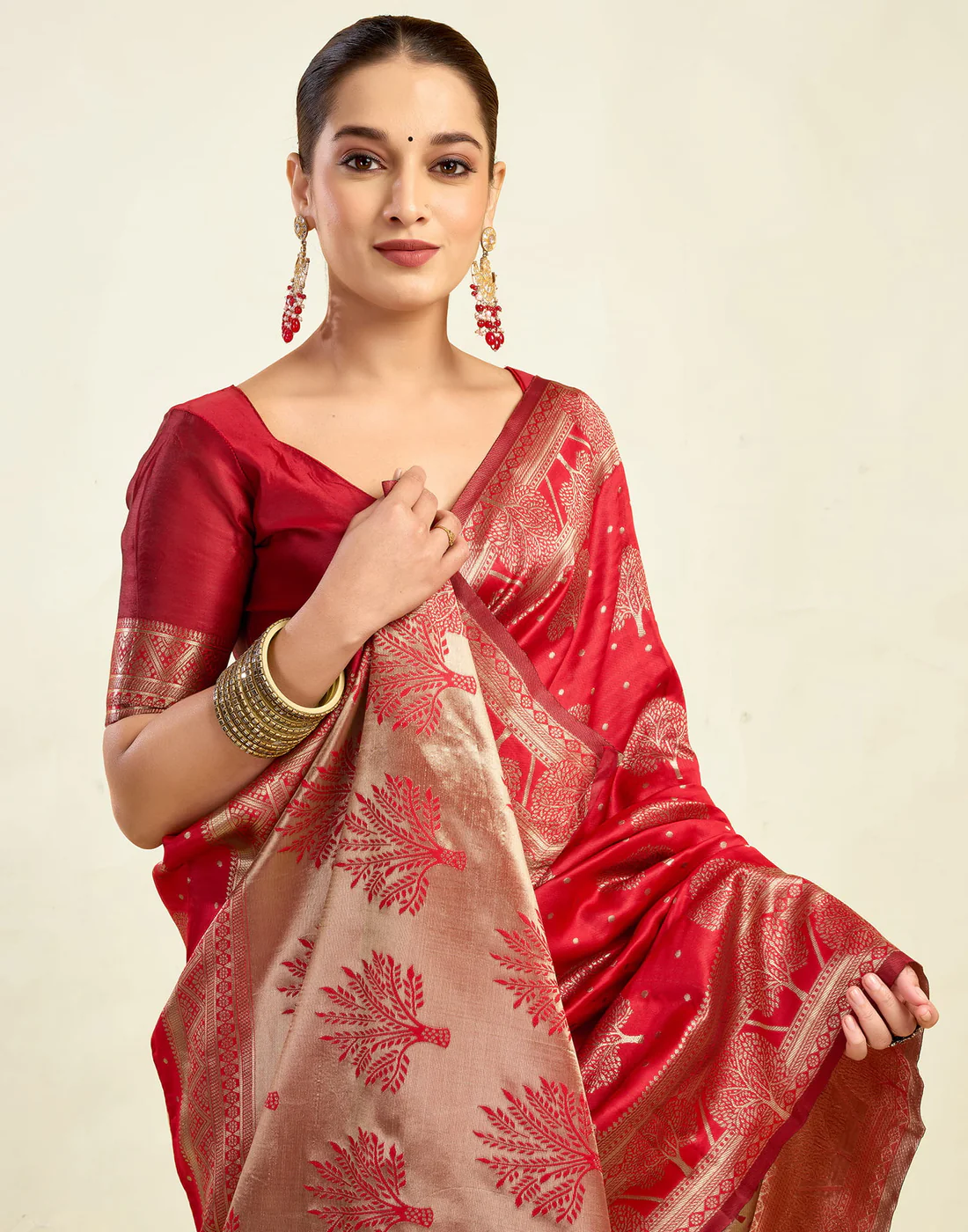 Red Jacquard Saree for Women with Golden Zari Weaving | Premium Festive, Wedding & Party Wear Saree with Unstitched Blouse Piece