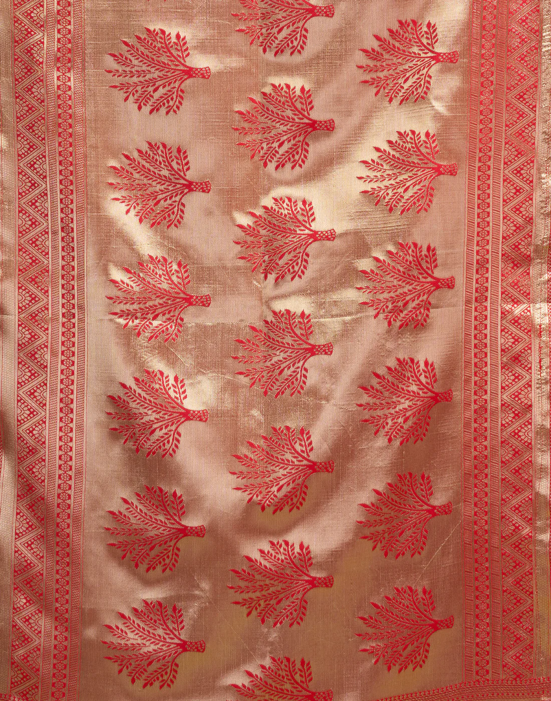 Red Jacquard Saree for Women with Golden Zari Weaving | Premium Festive, Wedding & Party Wear Saree with Unstitched Blouse Piece