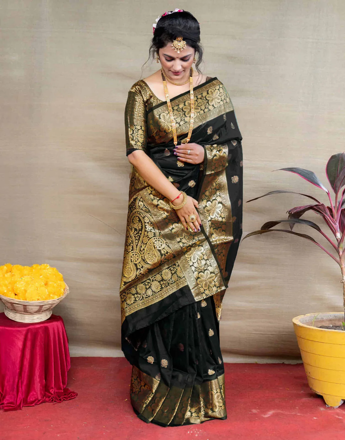 Black Jacquard Silk Saree for Women with Heavy Golden Zari Weaving | Premium Wedding, Festive & Traditional Wear Saree with Unstitched Blouse Piece