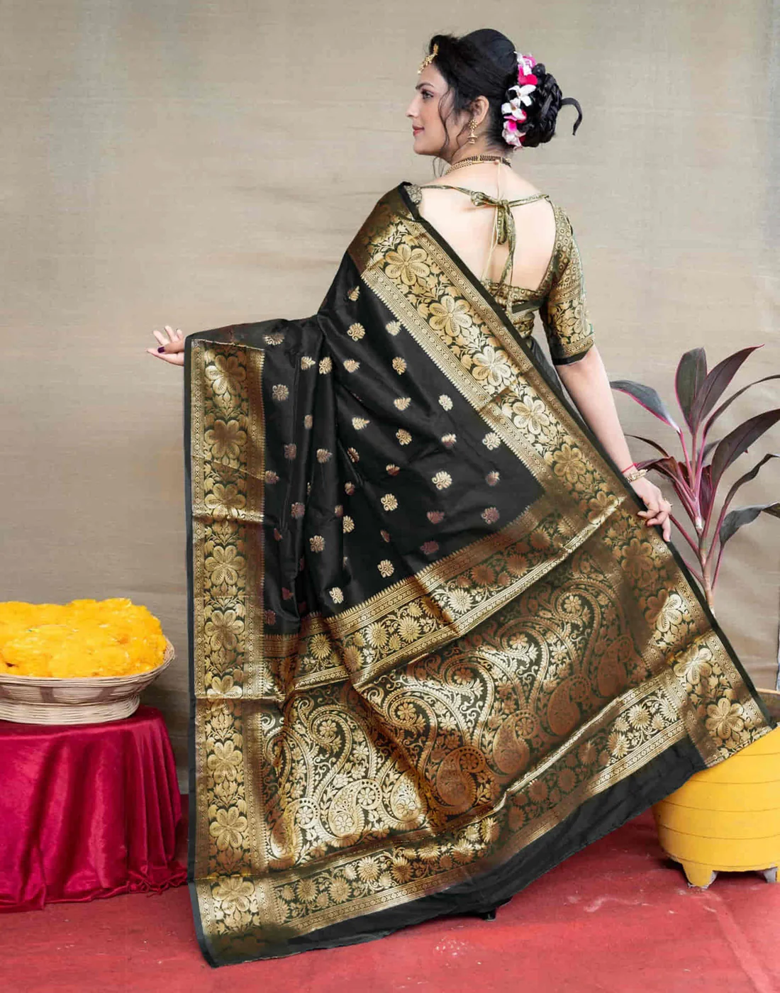 Black Jacquard Silk Saree for Women with Heavy Golden Zari Weaving | Premium Wedding, Festive & Traditional Wear Saree with Unstitched Blouse Piece