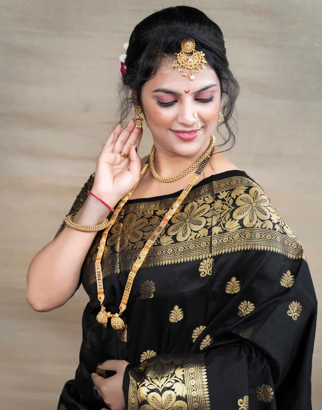 Black Jacquard Silk Saree for Women with Heavy Golden Zari Weaving | Premium Wedding, Festive & Traditional Wear Saree with Unstitched Blouse Piece