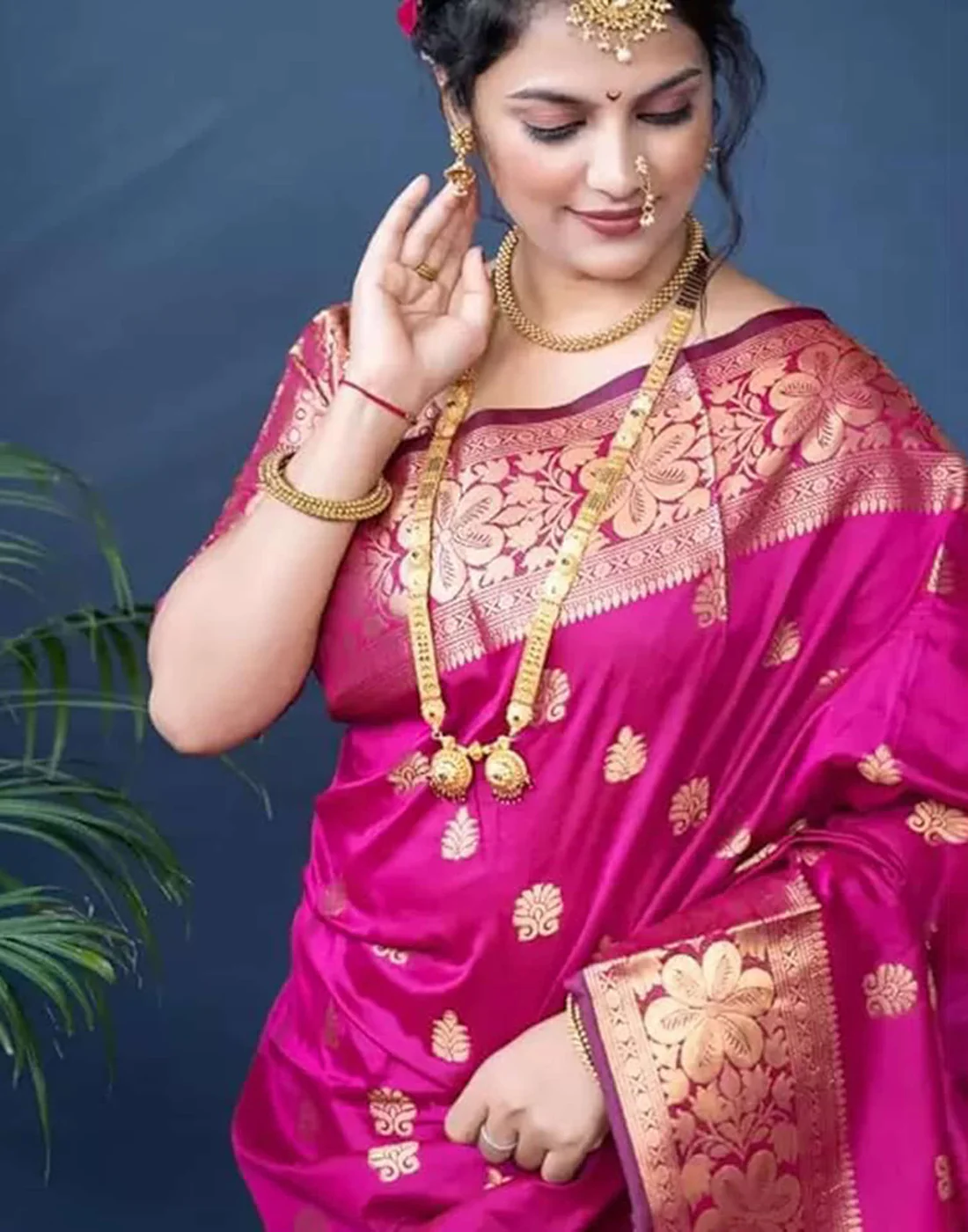 Rani Pink Jacquard Silk Saree for Women with Golden Zari Weaving | Premium Wedding, Festive & Traditional Wear Saree with Unstitched Blouse Piece