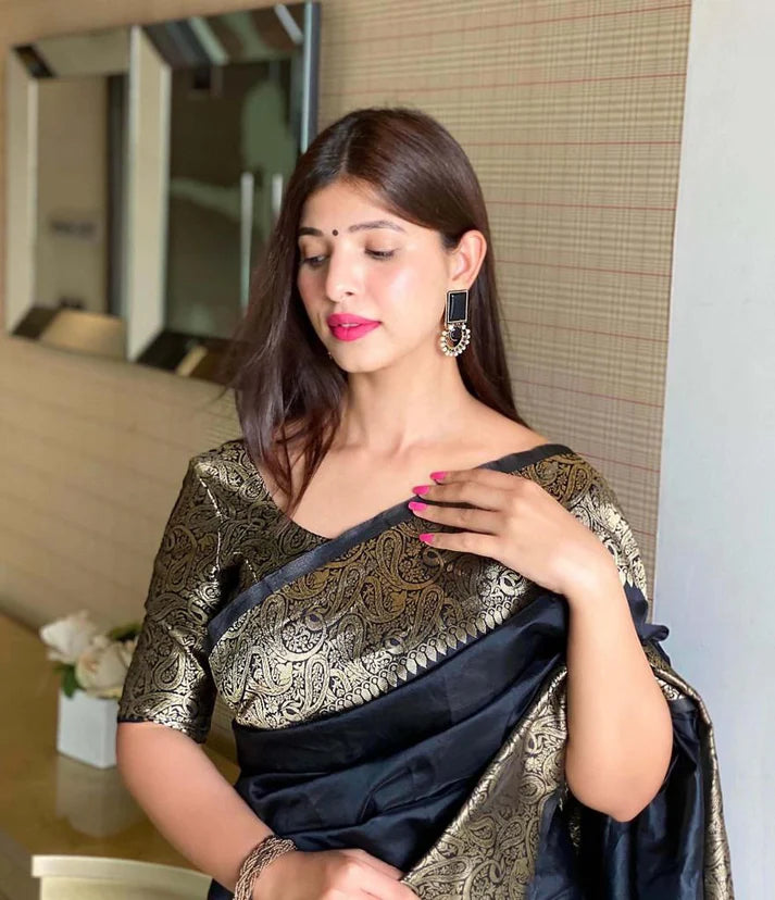 Black Jacquard Silk Saree for Women with Antique Gold Zari Border | Premium Wedding, Festive & Party Wear Saree with Unstitched Blouse Piece