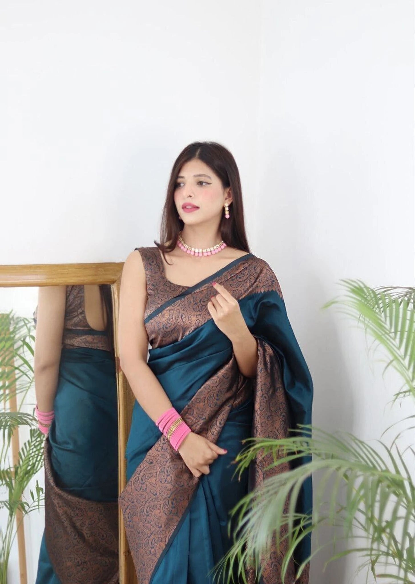 Morpinchh Jacquard Silk Saree for Women with Copper Gold Zari Border | Premium Festive, Wedding & Party Wear Saree with Unstitched Blouse Piece