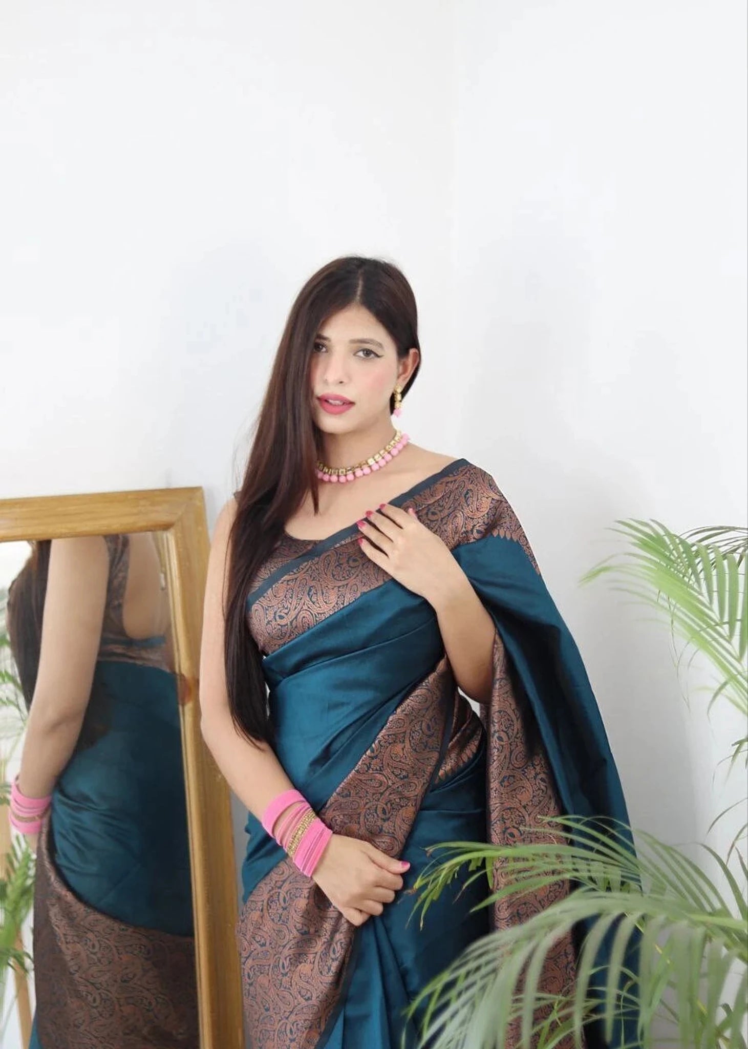 Morpinchh Jacquard Silk Saree for Women with Copper Gold Zari Border | Premium Festive, Wedding & Party Wear Saree with Unstitched Blouse Piece