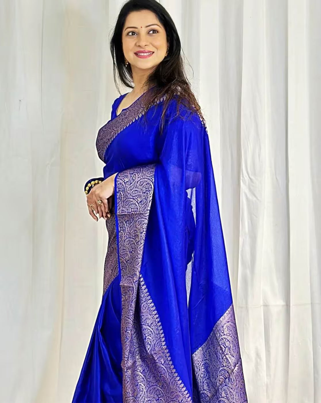 Royal Blue Jacquard Silk Saree for Women with Antique Gold Zari Border | Premium Wedding, Festive & Traditional Wear Saree with Unstitched Blouse Piece