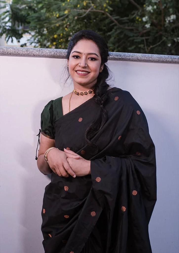 Black Jacquard Silk Saree for Women with Golden Zari Buti Work | Green Border | Premium Festive, Party & Traditional Wear Saree with Unstitched Blouse Piece